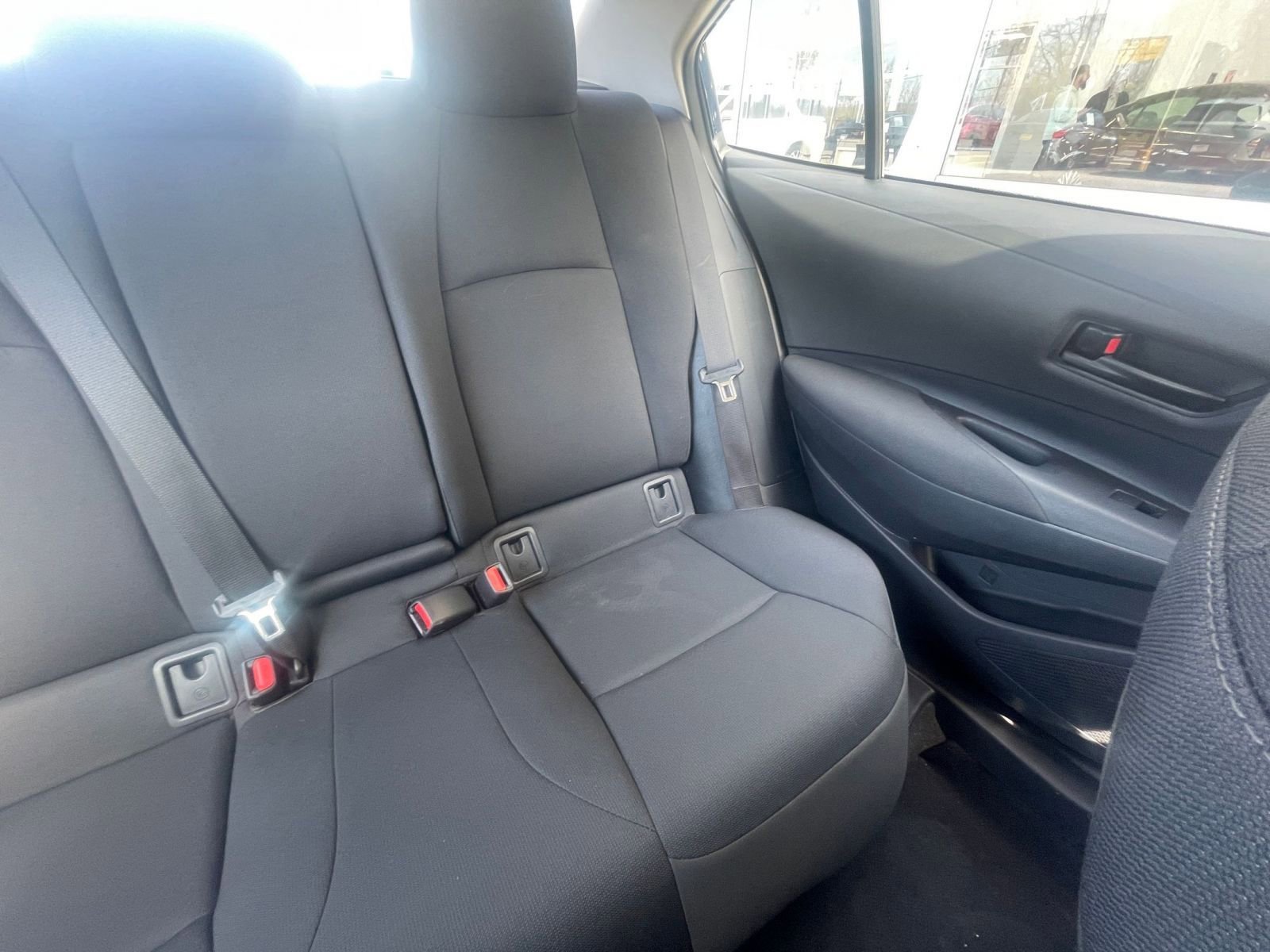 Used 2025 Toyota Corolla LE FWD image 35