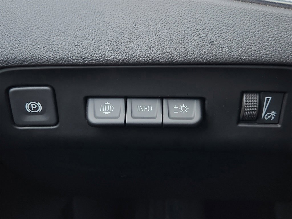 Used 2024 Buick Enclave Premium image 21