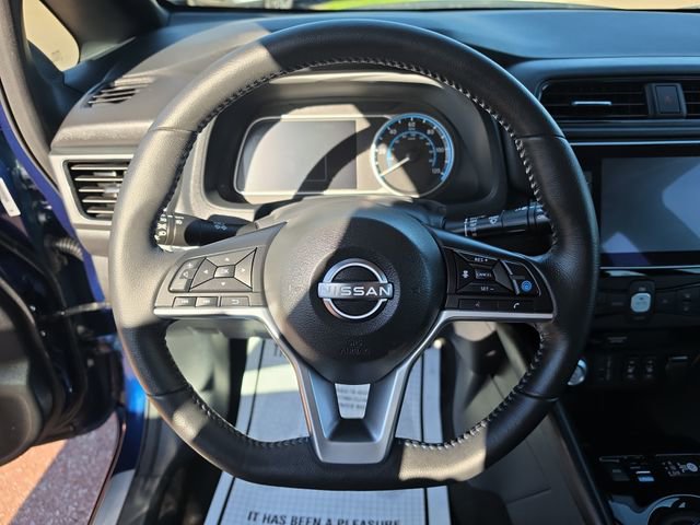 Used 2025 Nissan Leaf SV Plus FWD image 14