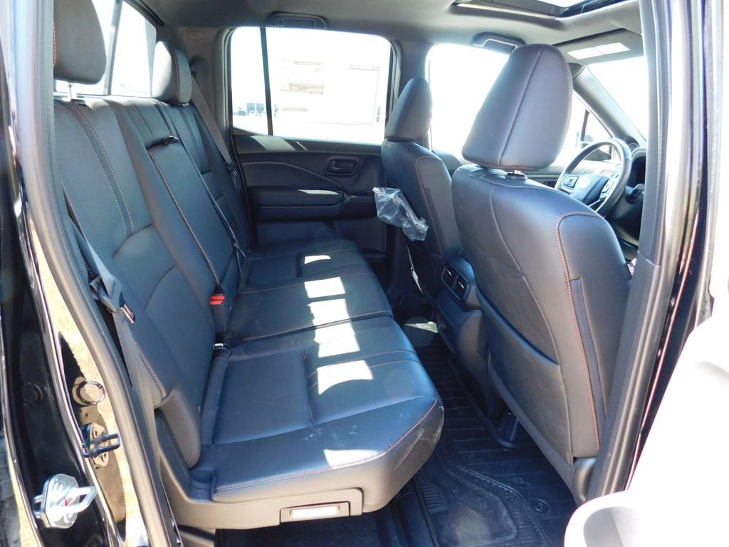 Certified 2025 Honda Ridgeline TrailSport image 5