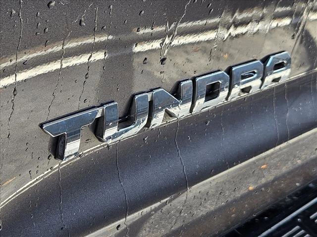 Used 2014 Toyota Tundra SR5 w/ TRD Off Road Package image 6