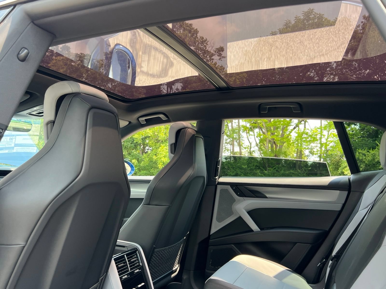 New 2026 Porsche Cayenne Electric AWD/4WD image 22