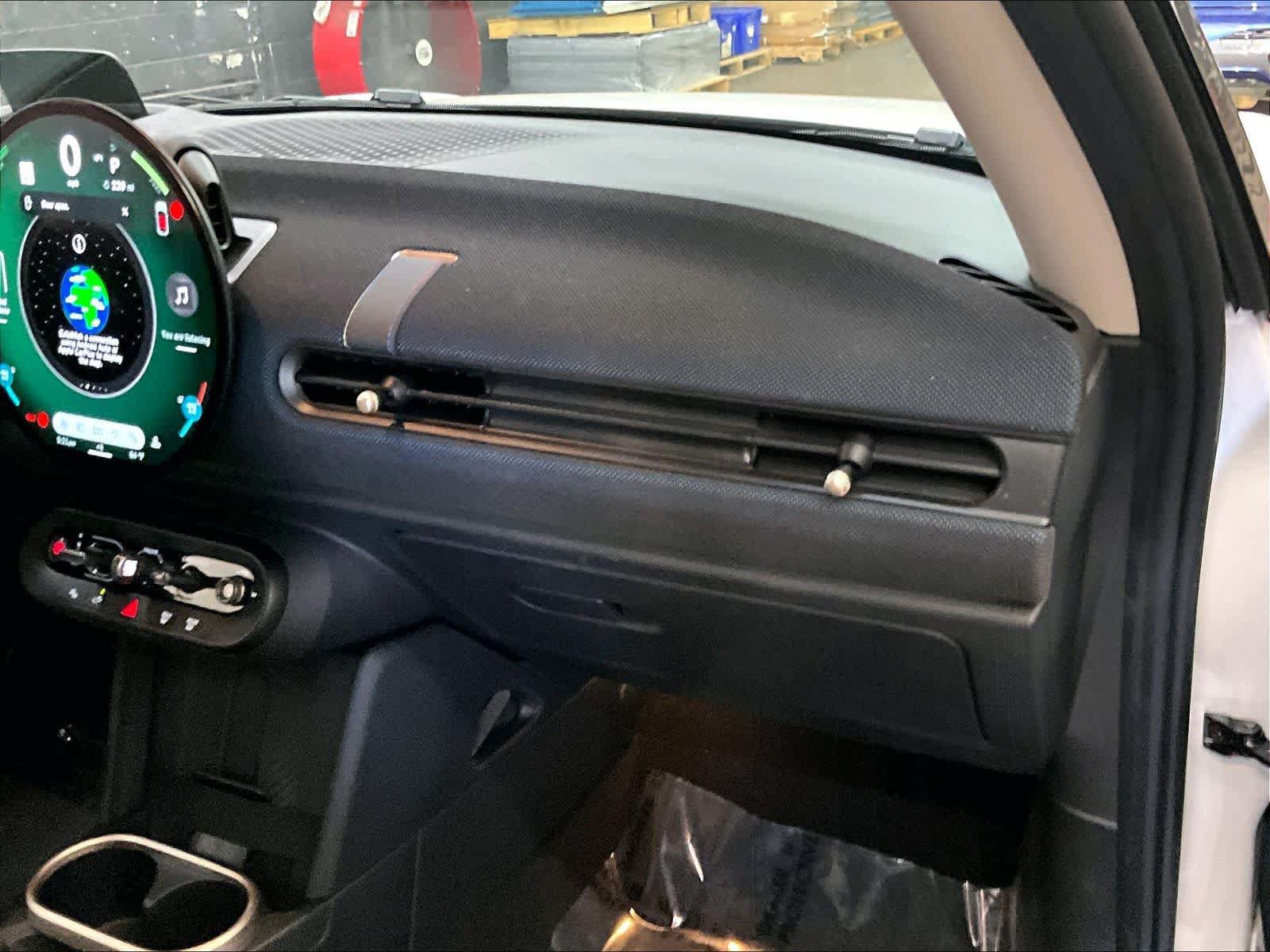 Used 2025 MINI Cooper 2-Door Hardtop FWD image 20