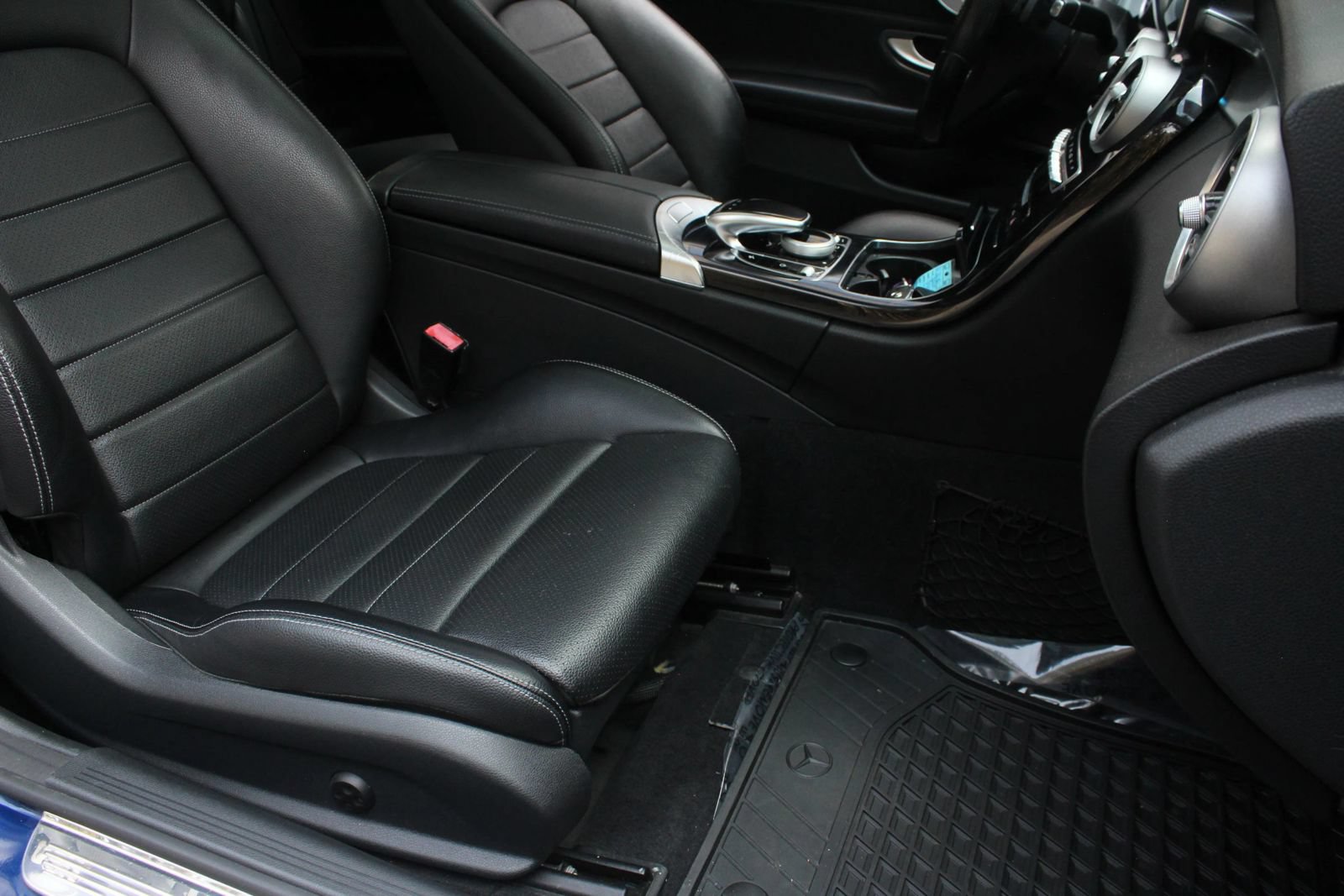 Used 2017 Mercedes-Benz C 300 4MATIC Coupe image 21