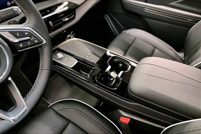 Used 2025 Buick Enclave Avenir w/ Trailering Package, 5000 lbs. image 14