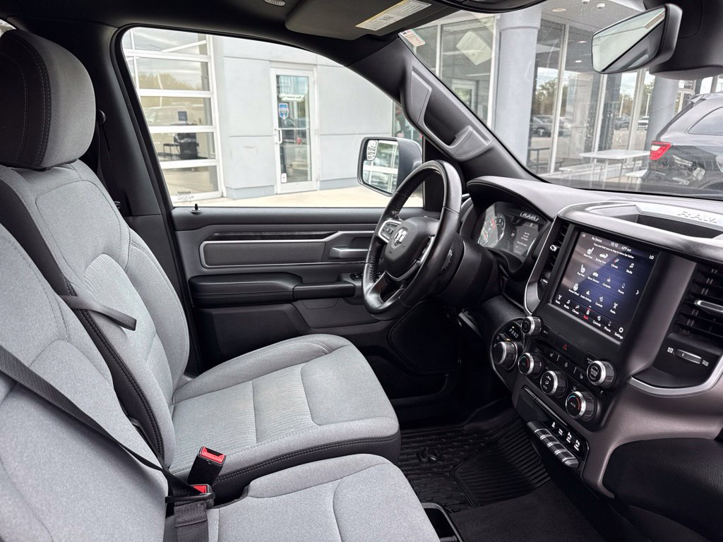 Used 2021 RAM 1500 Big Horn AWD/4WD image 39