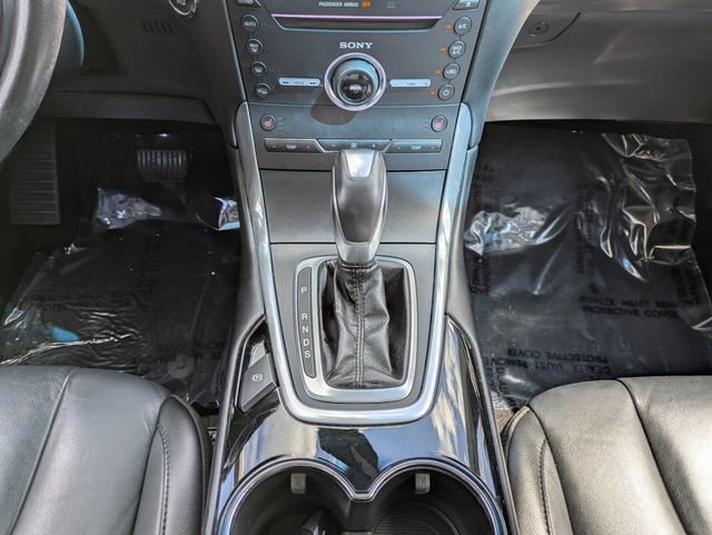 Used 2016 Ford Edge Titanium FWD image 19