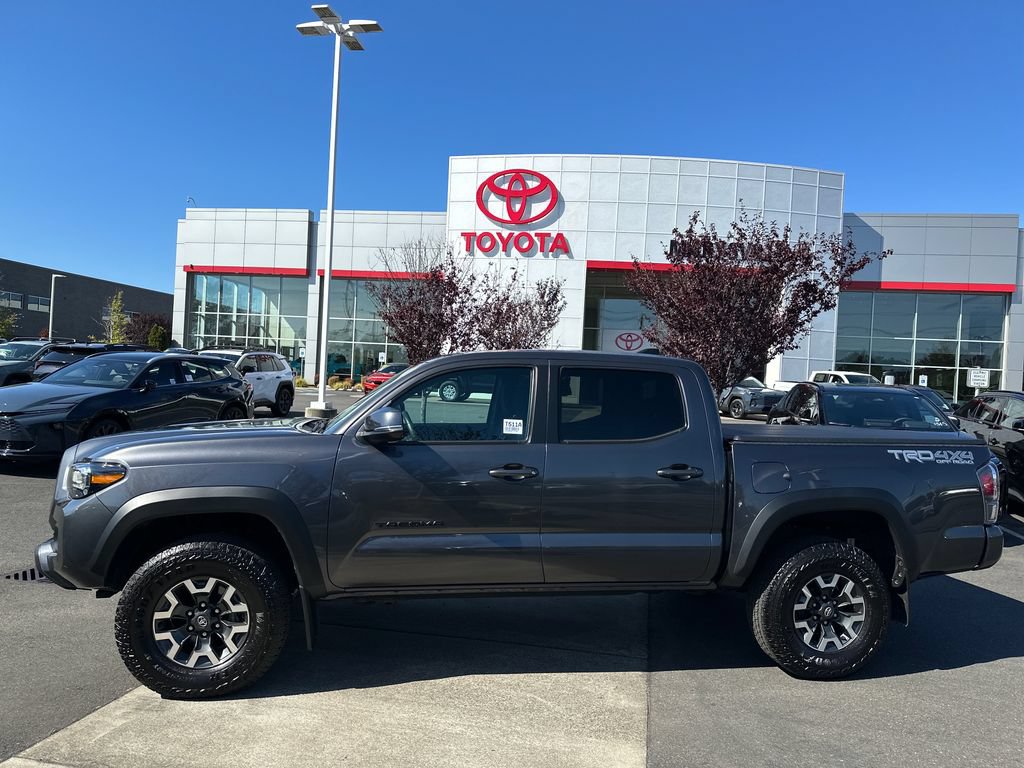 Certified 2023 Toyota Tacoma TRD Off-Road w/ Technology Package AWD/4WD image 2