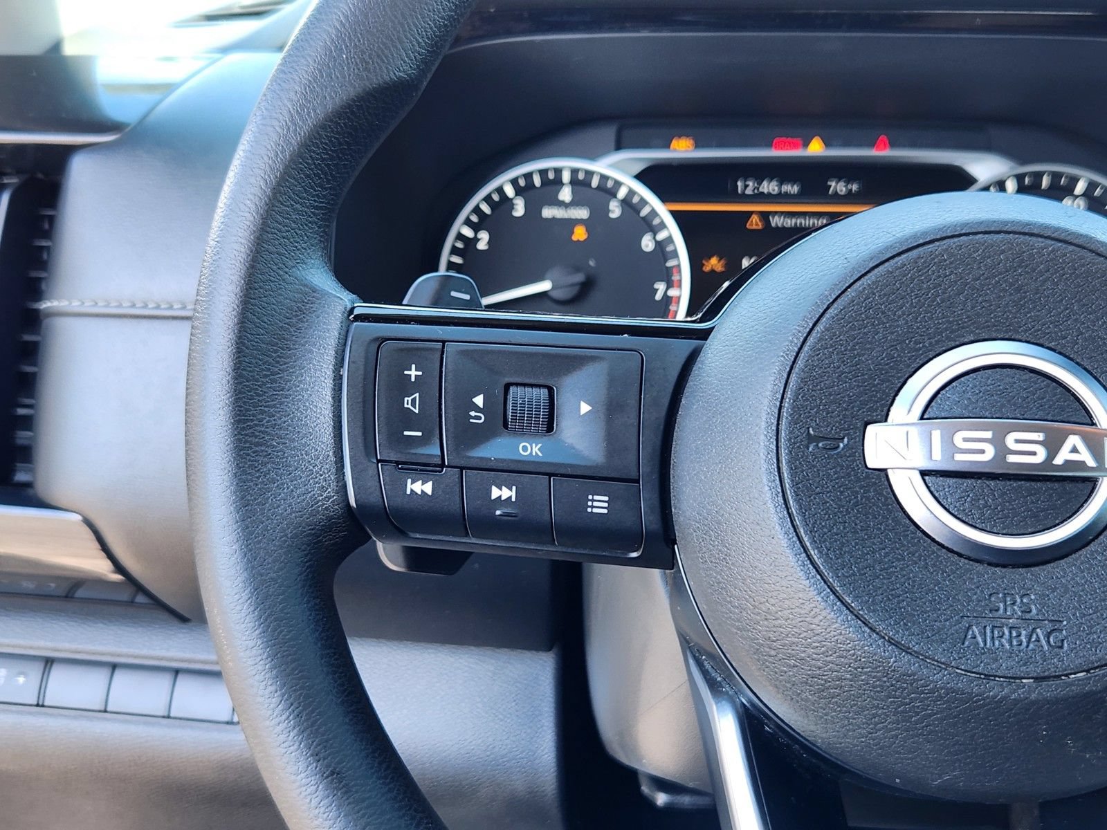 Used 2022 Nissan Pathfinder S AWD/4WD image 16