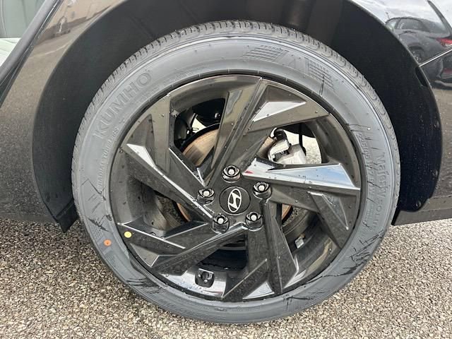 New 2026 Hyundai Elantra Sport image 12