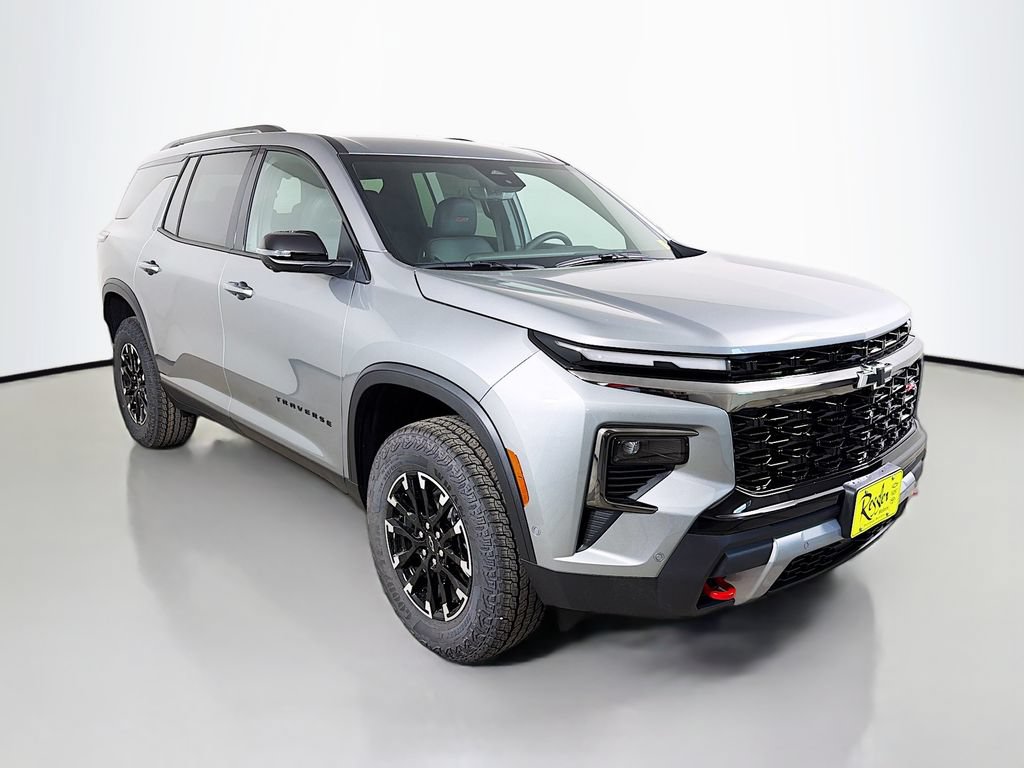 New 2026 Chevrolet Traverse Z71 w/ Enhanced Driving Package AWD/4WD image 3