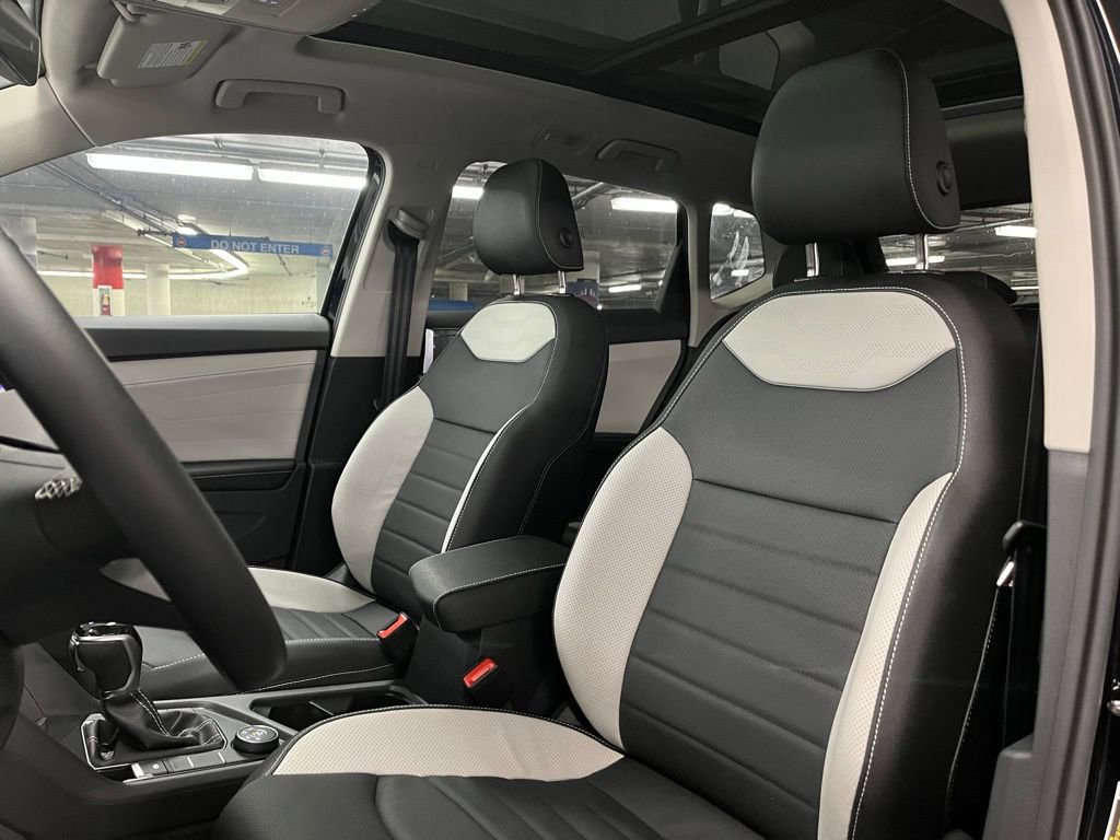 New 2026 Volkswagen Taos SEL AWD/4WD image 21