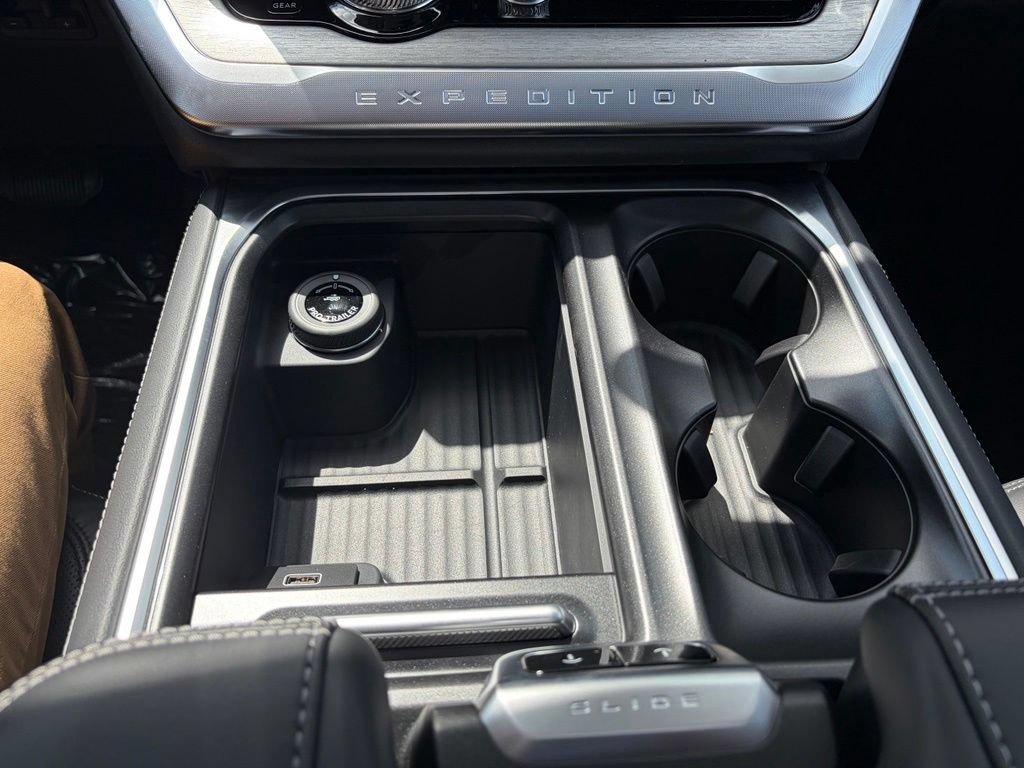 New 2026 Ford Expedition Max Platinum AWD/4WD image 40