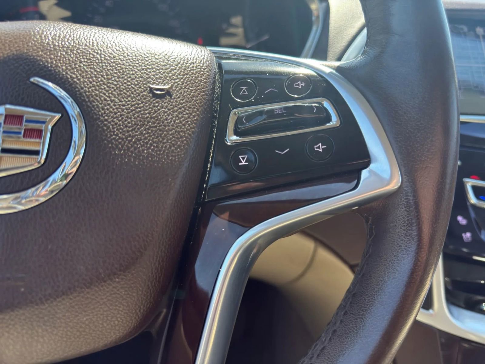 Used 2016 Cadillac SRX Premium FWD image 20