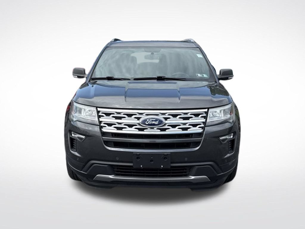 Used 2019 Ford Explorer XLT w/ Equipment Group 202A AWD/4WD image 2