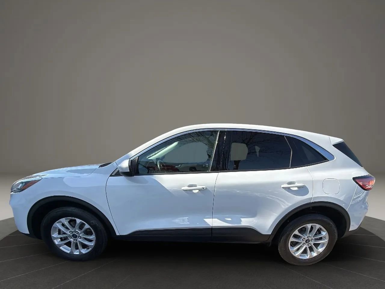 Used 2021 Ford Escape SE AWD/4WD image 8