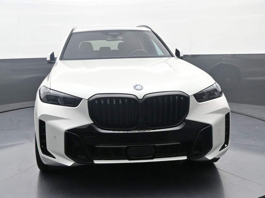 Used 2024 BMW X5 xDrive50e w/ Executive Package AWD/4WD image 2