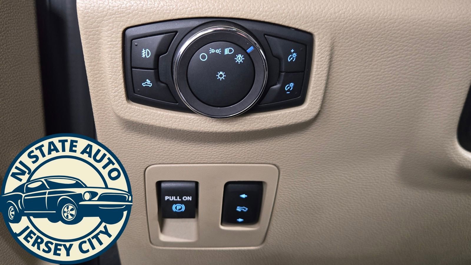 Used 2019 Ford F150 XLT w/ Equipment Group 302A Luxury image 25