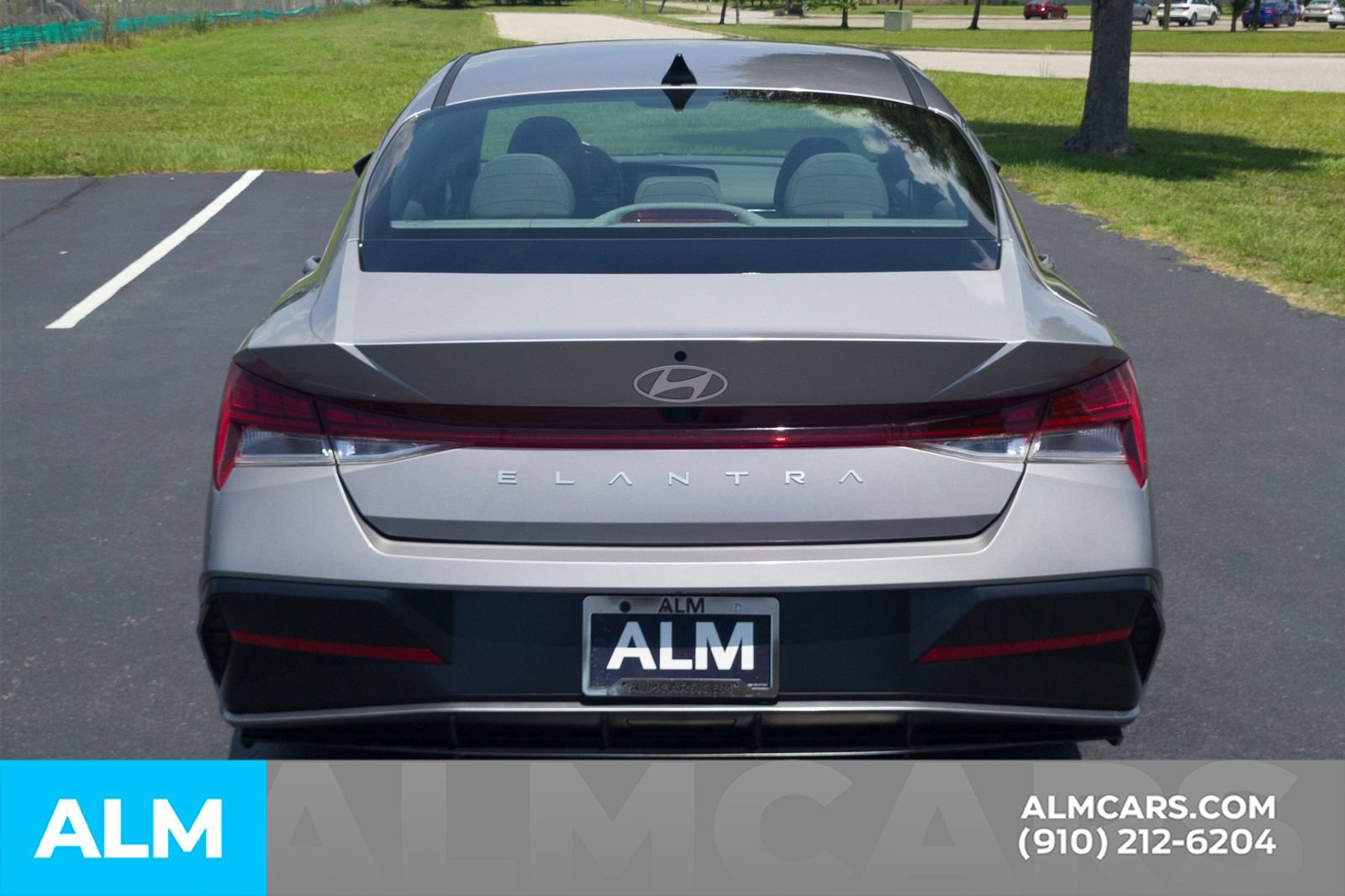 Certified 2025 Hyundai Elantra SEL FWD image 6