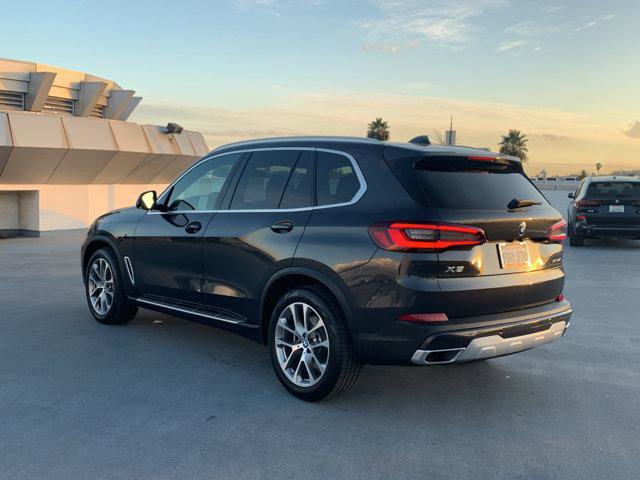 Certified 2022 BMW X5 xDrive40i w/ Parking Assistance Package image 12