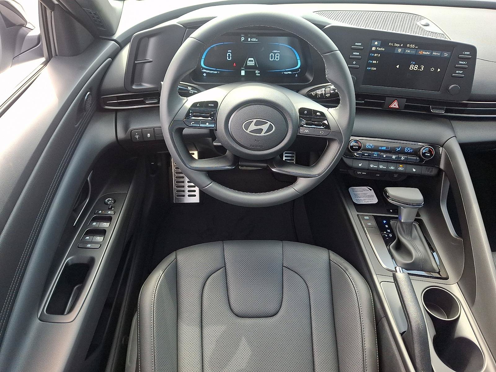 New 2026 Hyundai Elantra SEL Sport FWD image 7
