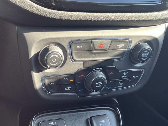 Used 2019 Jeep Compass Limited image 20