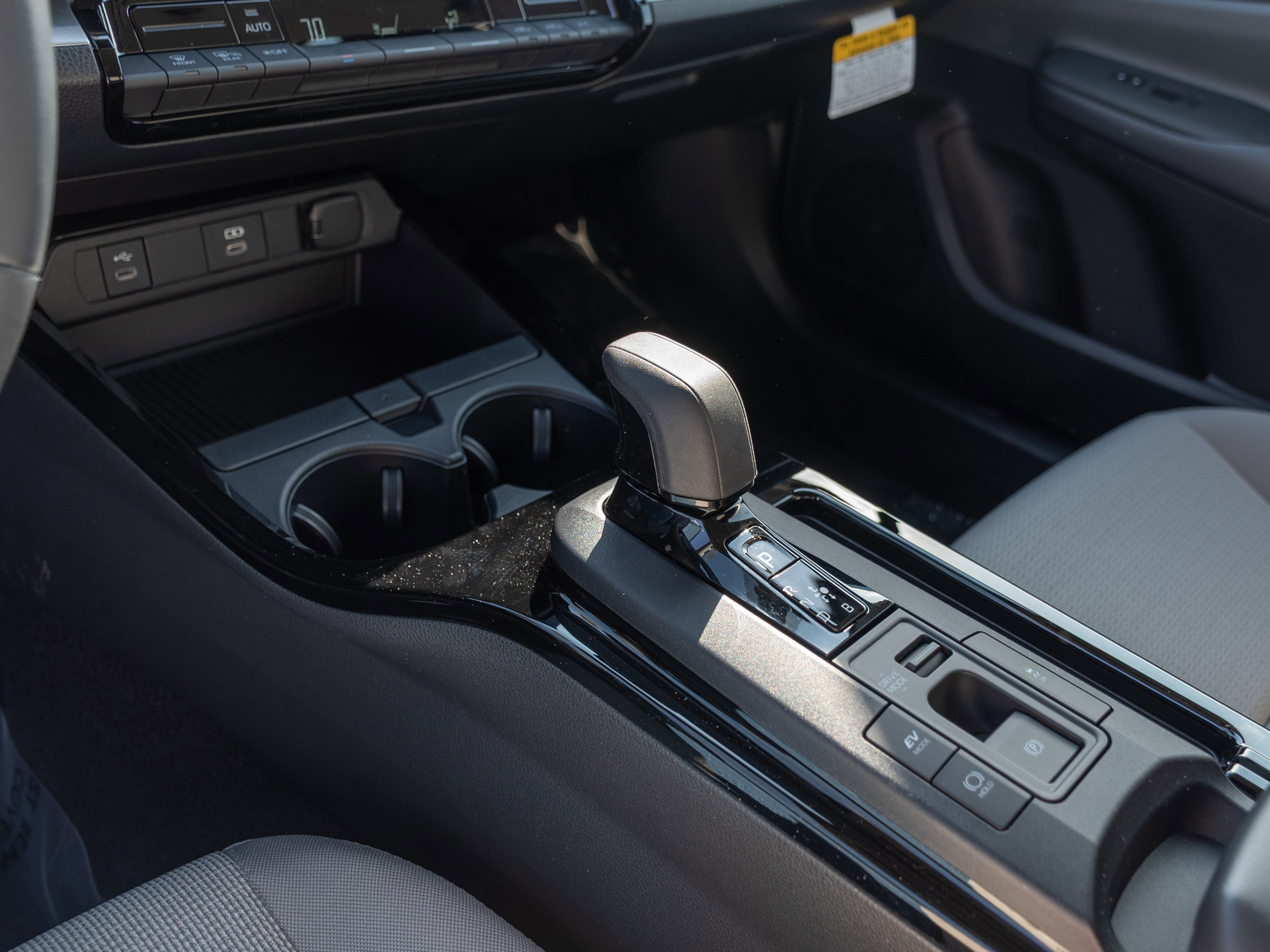 New 2026 Toyota Prius LE image 13