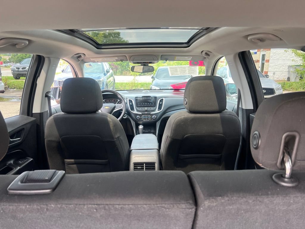 Used 2018 Chevrolet Equinox LT w/ Sun & Infotainment Package FWD image 13