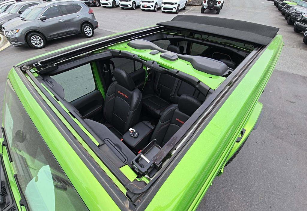 Used 2025 Jeep Wrangler Unlimited Rubicon image 5