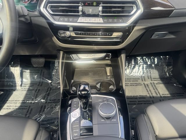 Used 2025 BMW X4 xDrive30i AWD/4WD image 26