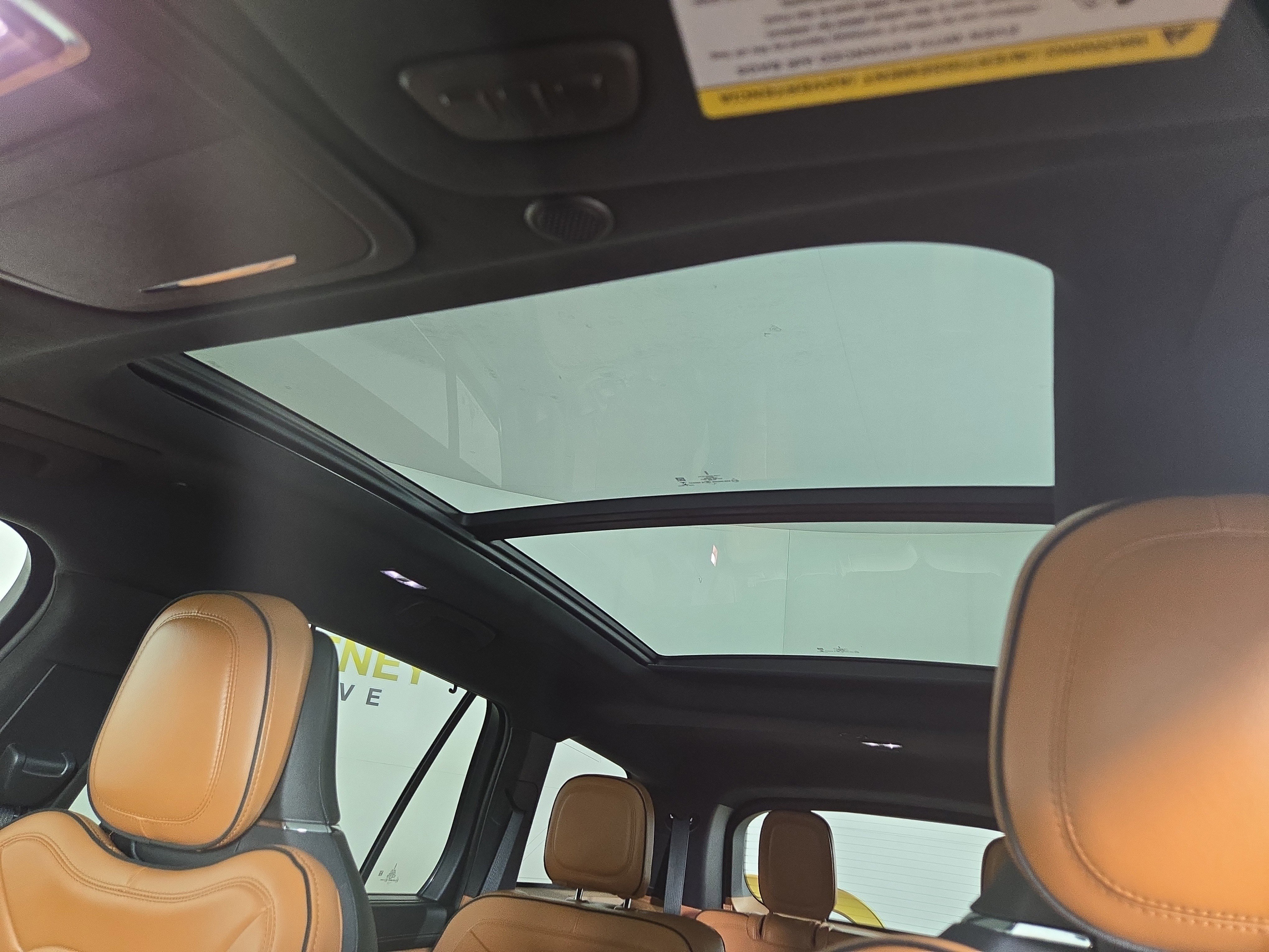 Used 2020 Lincoln Aviator Black Label image 23