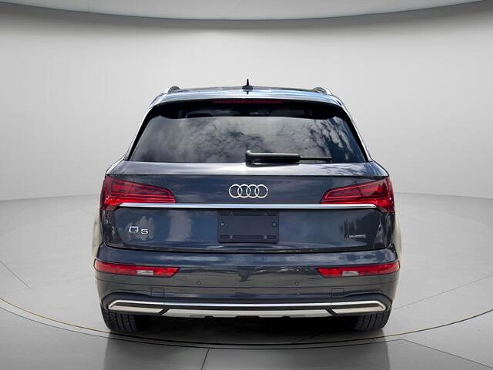 Used 2023 Audi Q5 2.0T Premium w/ Convenience Package AWD/4WD image 6