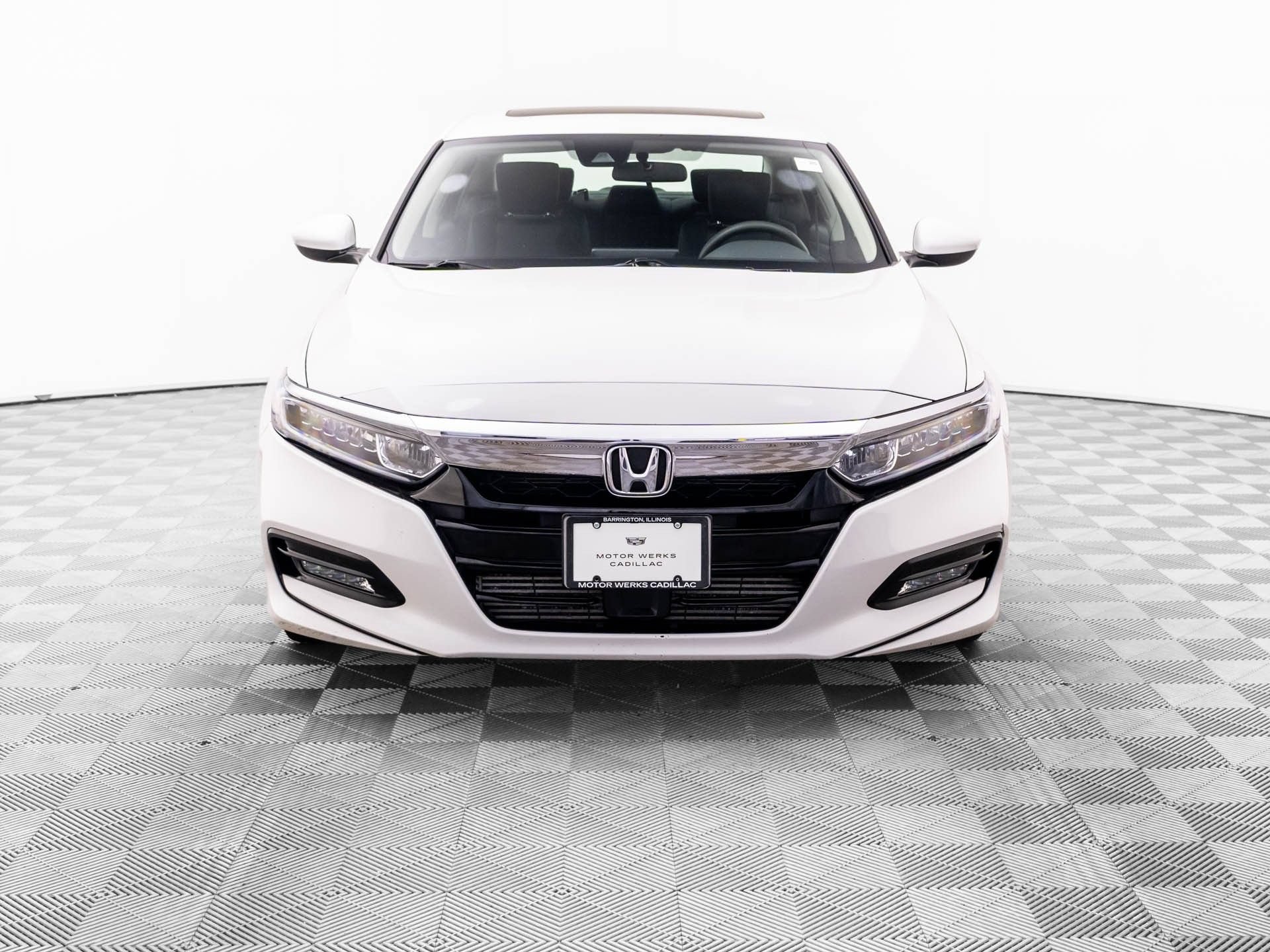 Used 2018 Honda Accord EX image 8