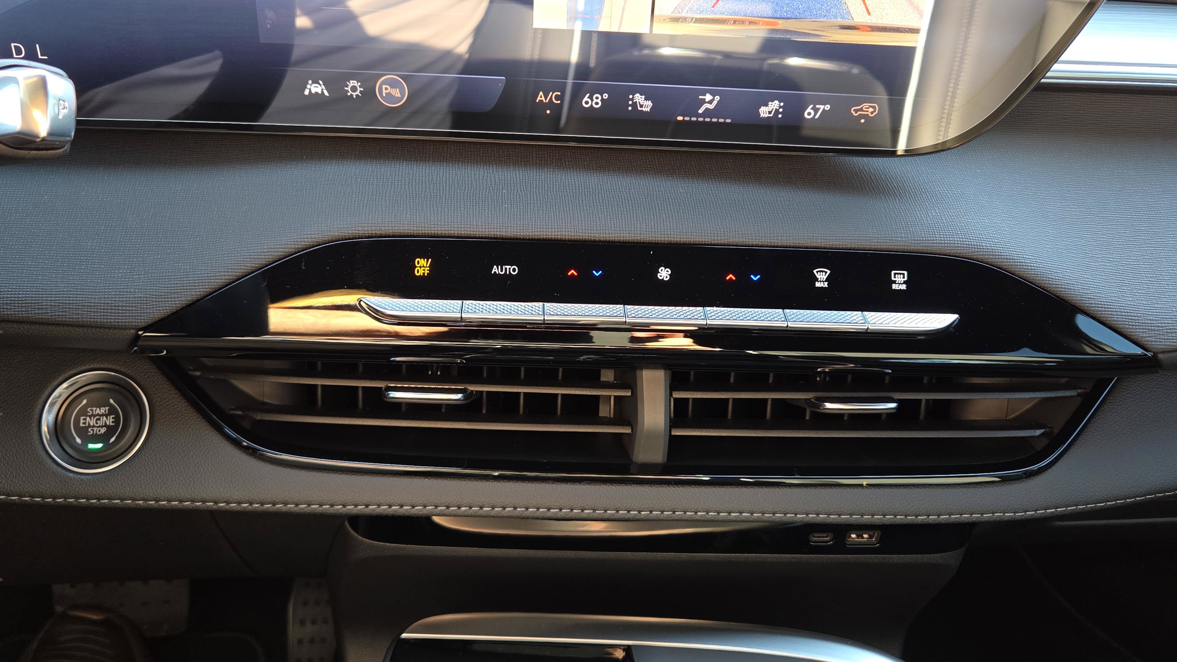 Used 2026 Buick Enclave Preferred w/ Power Package FWD image 12