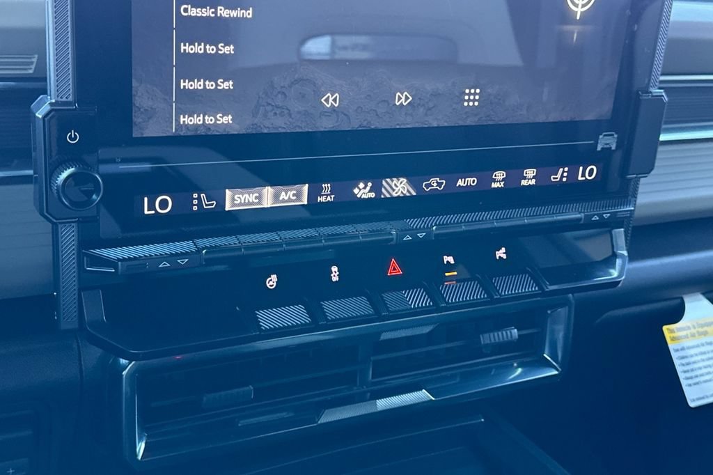 New 2026 GMC Hummer EV SUV AWD/4WD image 19