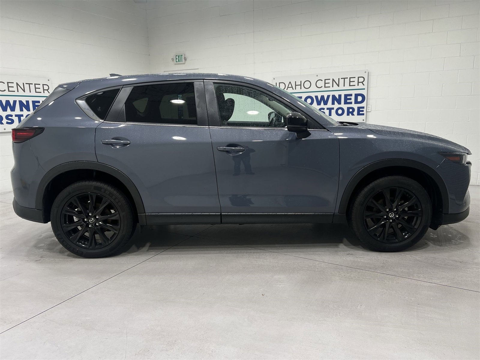 Used 2023 MAZDA CX-5 Carbon Edition image 9