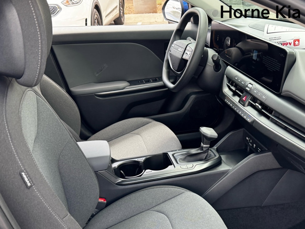 New 2025 Kia K4 LXS image 20