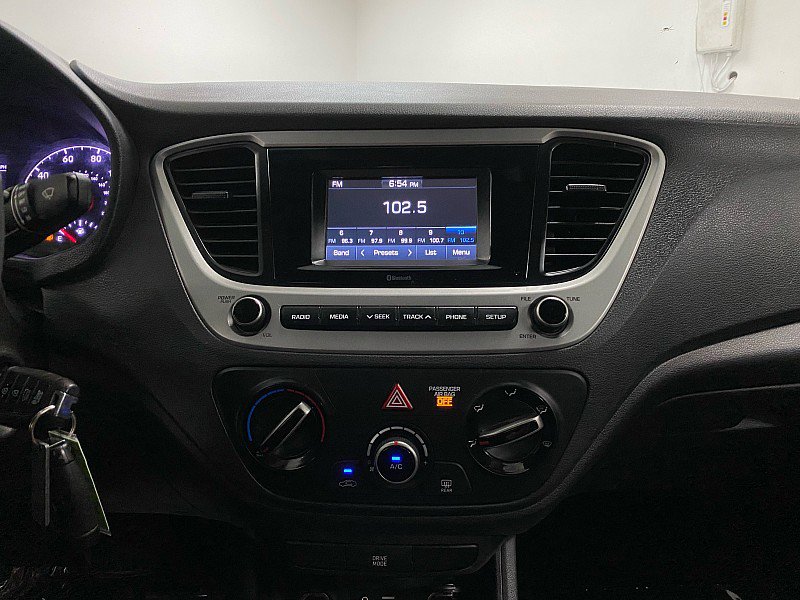 Used 2020 Hyundai Accent SE image 19