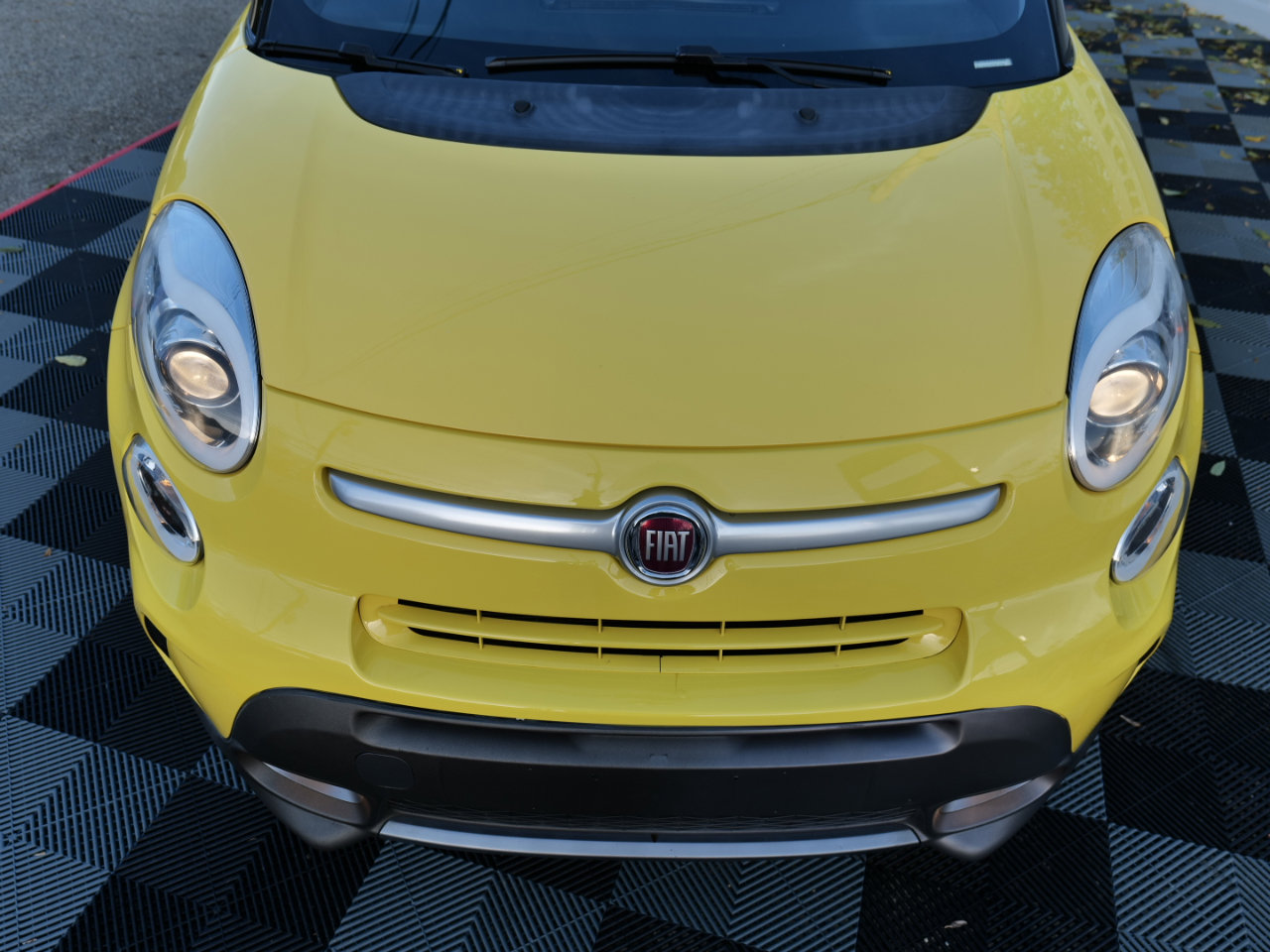 Used 2014 FIAT 500L Trekking w/ Popular Equipment Group image 79