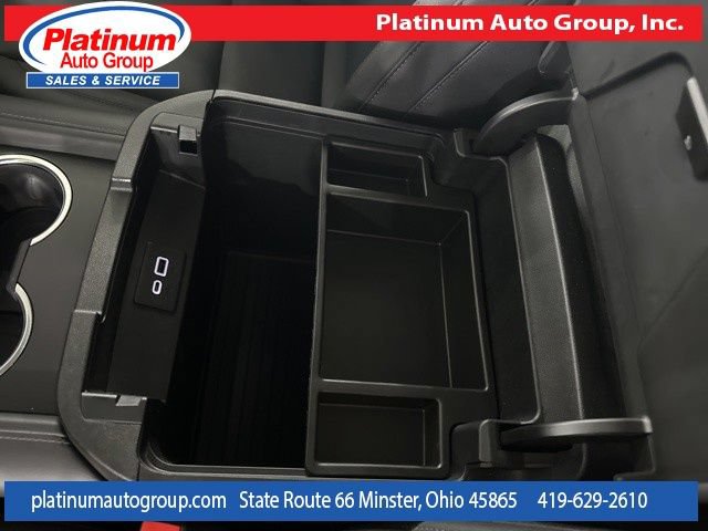 Used 2022 Chevrolet Tahoe LT w/ Luxury Package AWD/4WD image 20