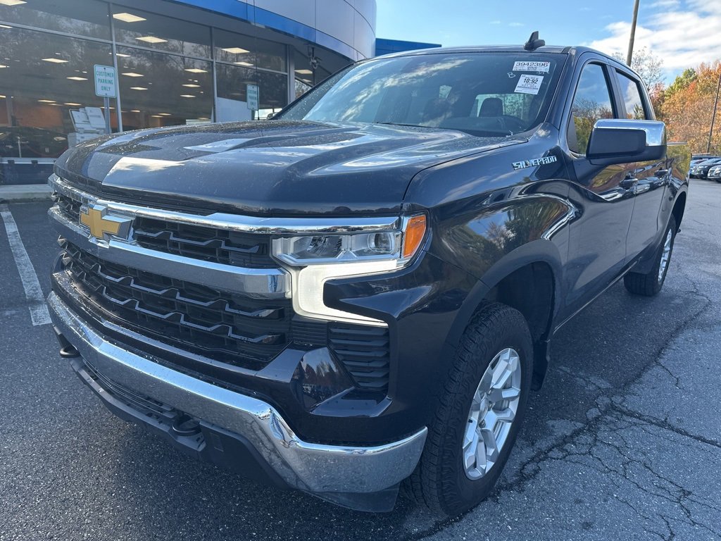 Used 2023 Chevrolet Silverado 1500 LT