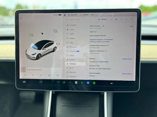 Used 2018 Tesla Model 3 Mid Range image 13
