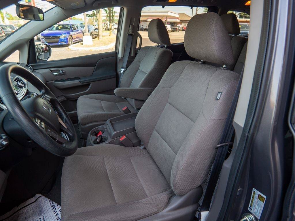 Used 2016 Honda Odyssey SE image 21