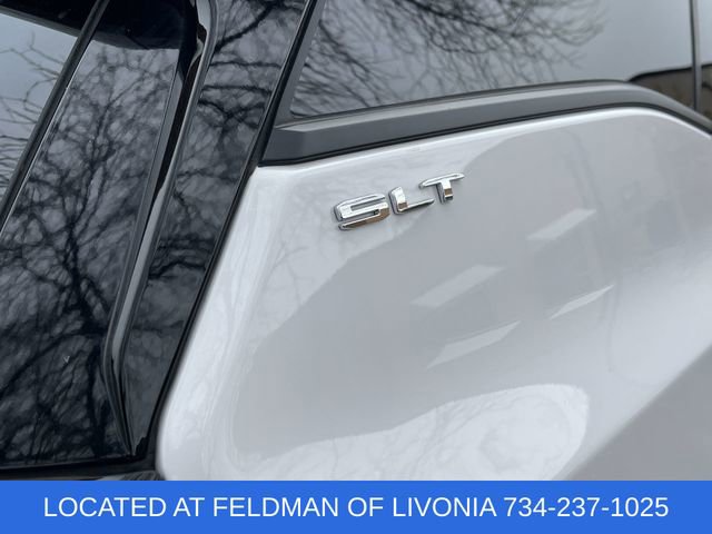 Used 2024 GMC Terrain SLT image 30