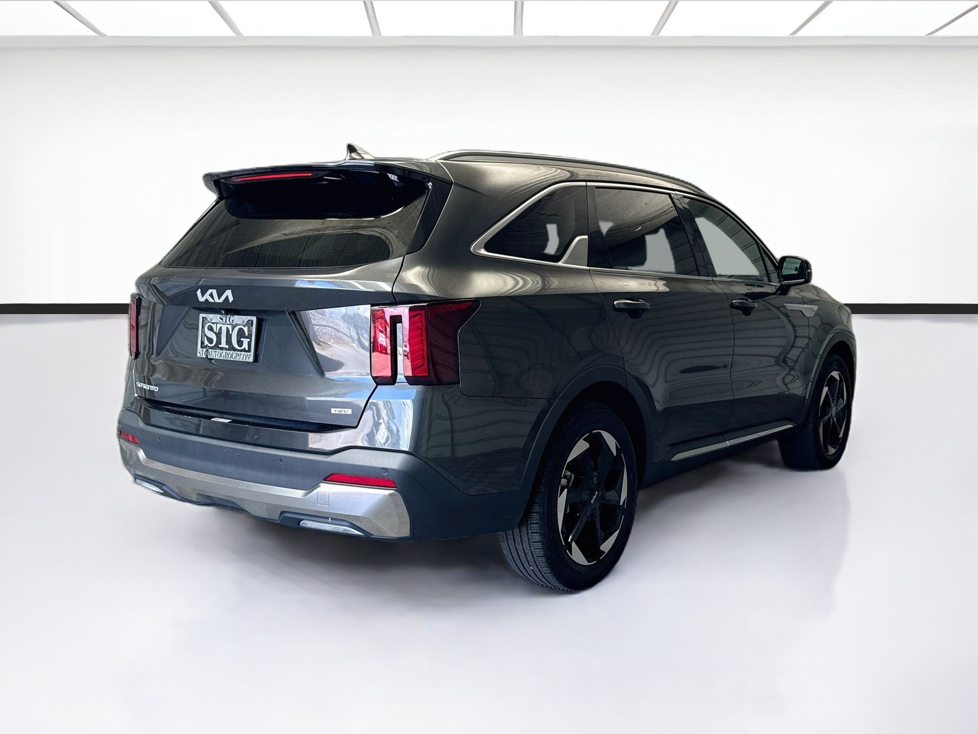 Used 2025 Kia Sorento EX FWD image 4