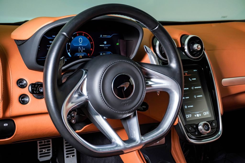 Used 2023 McLaren GT RWD image 24