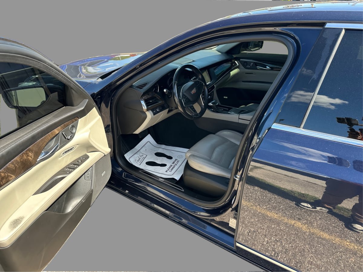 Used 2017 Cadillac CT6 Luxury AWD/4WD image 35