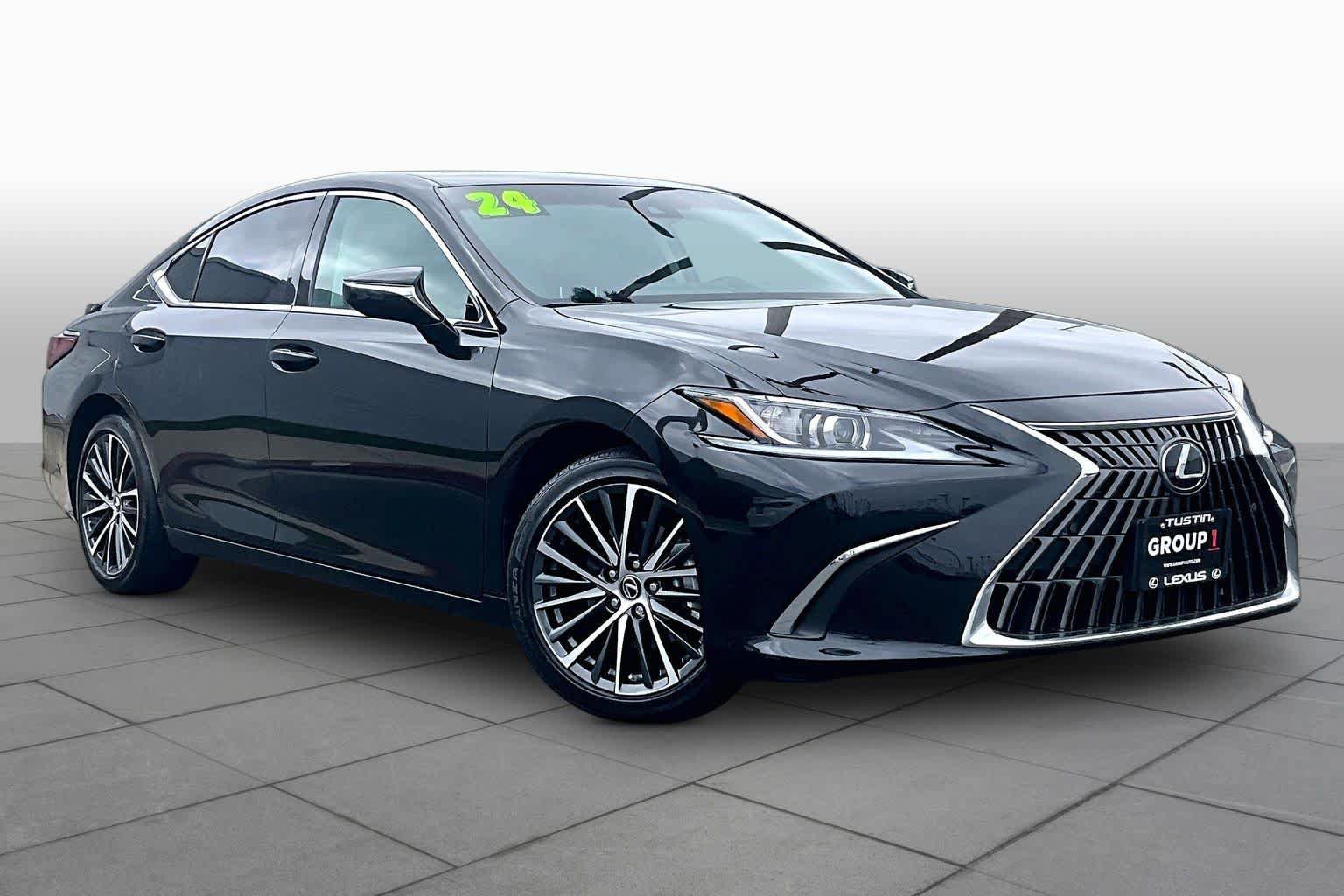 Used 2024 Lexus ES 300h w/ Premium Package FWD image 3