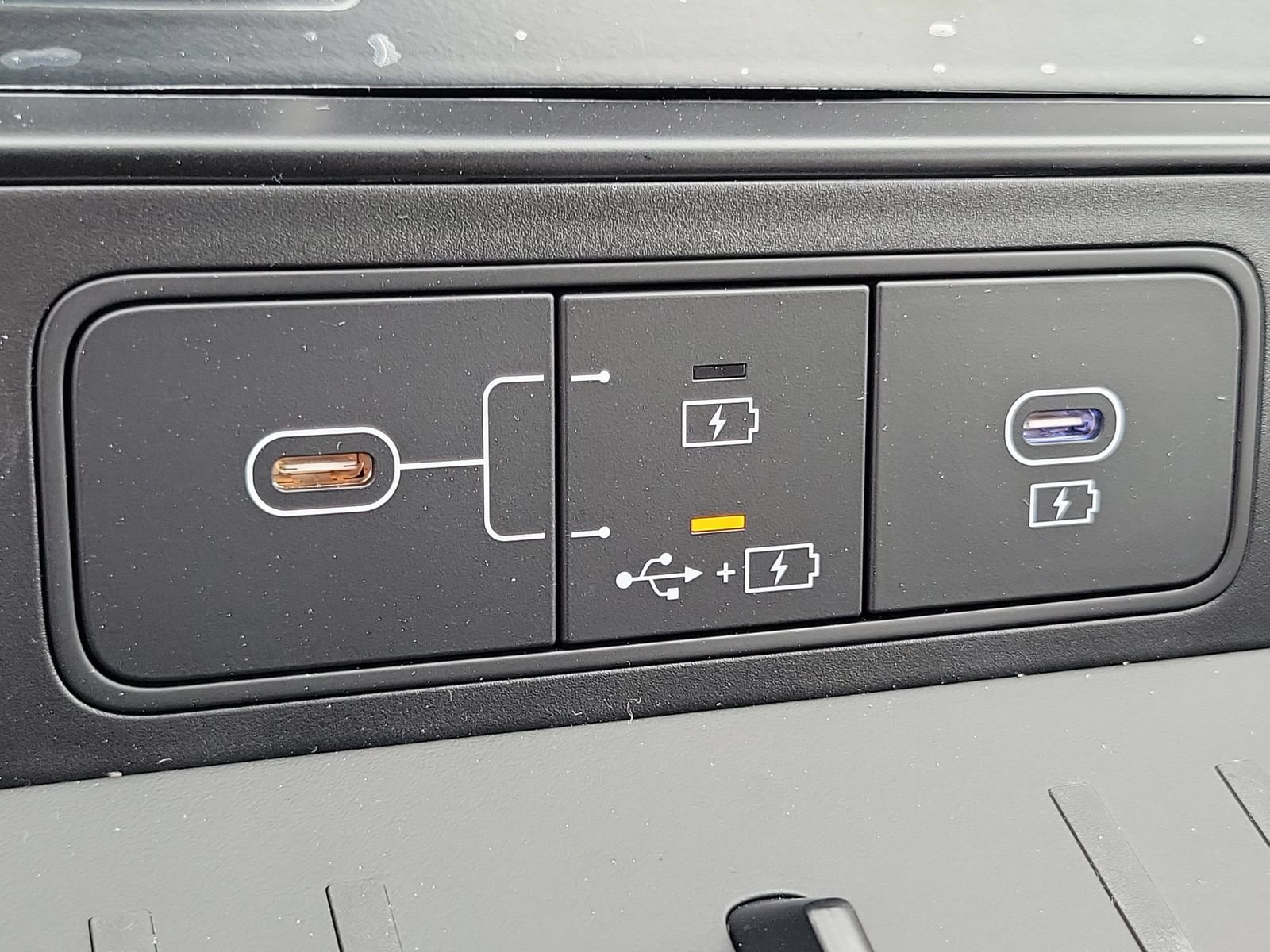 New 2026 Hyundai Santa Fe Calligraphy FWD image 15