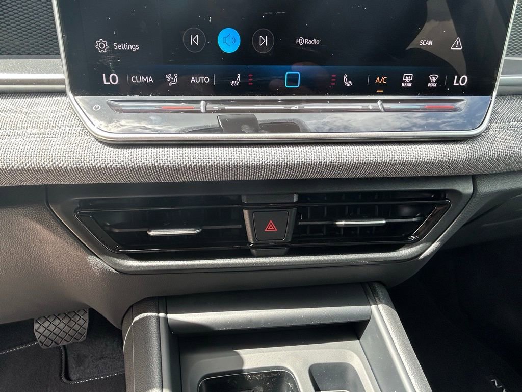 Used 2025 Volkswagen Tiguan S image 51